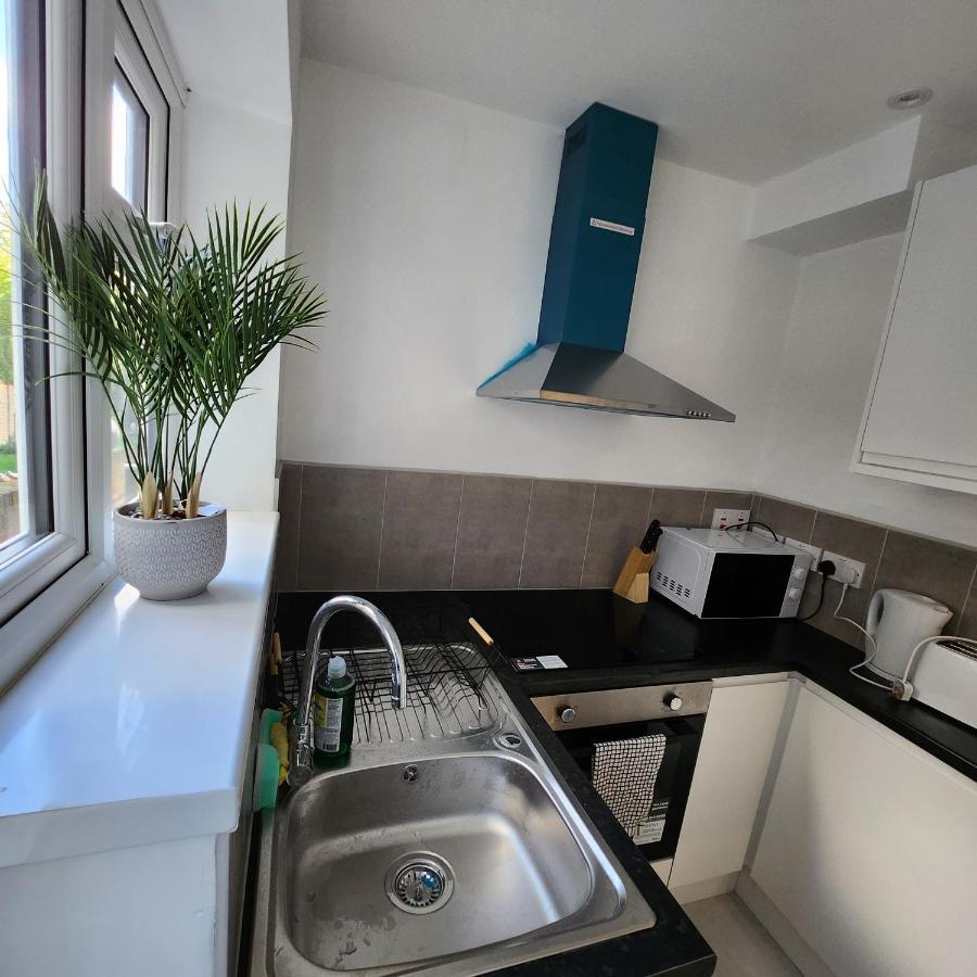Comfy Diamond Ensuite Room Maidstone With Free Parking And Speedy Wifi Εξωτερικό φωτογραφία